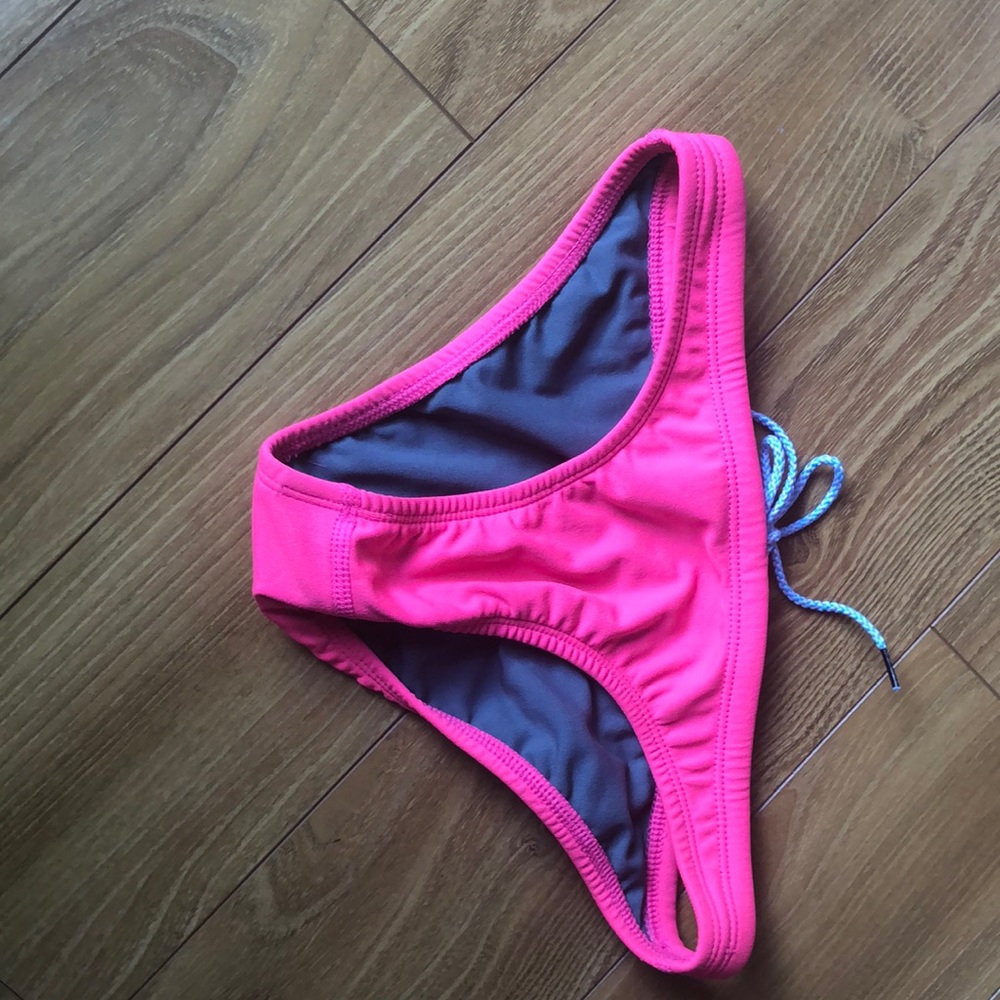 Jolyn “midl” pink bottoms
